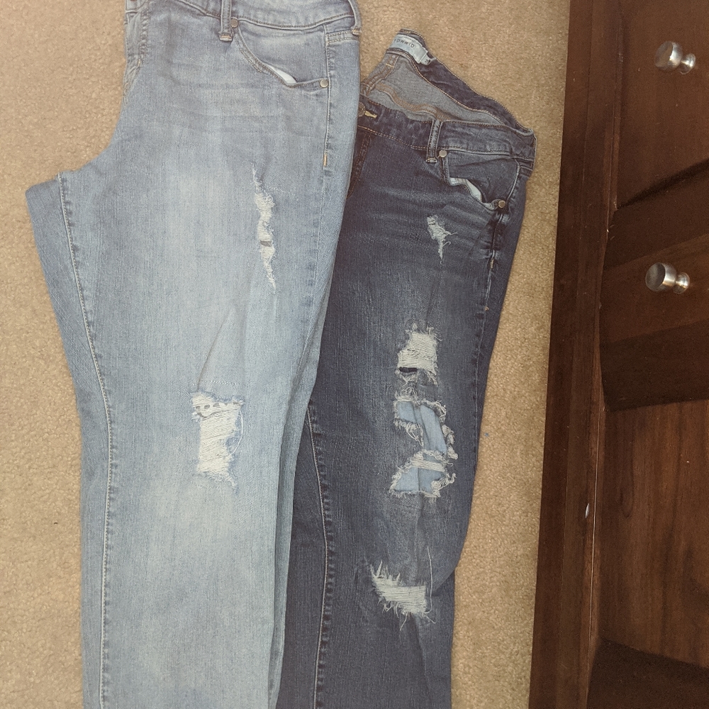 Torrid capris size 18
